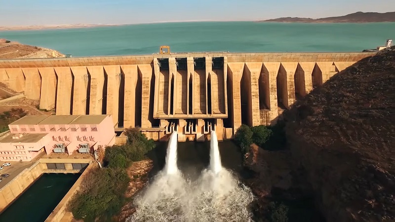 Ressources hydriques : Déficit historique des barrages